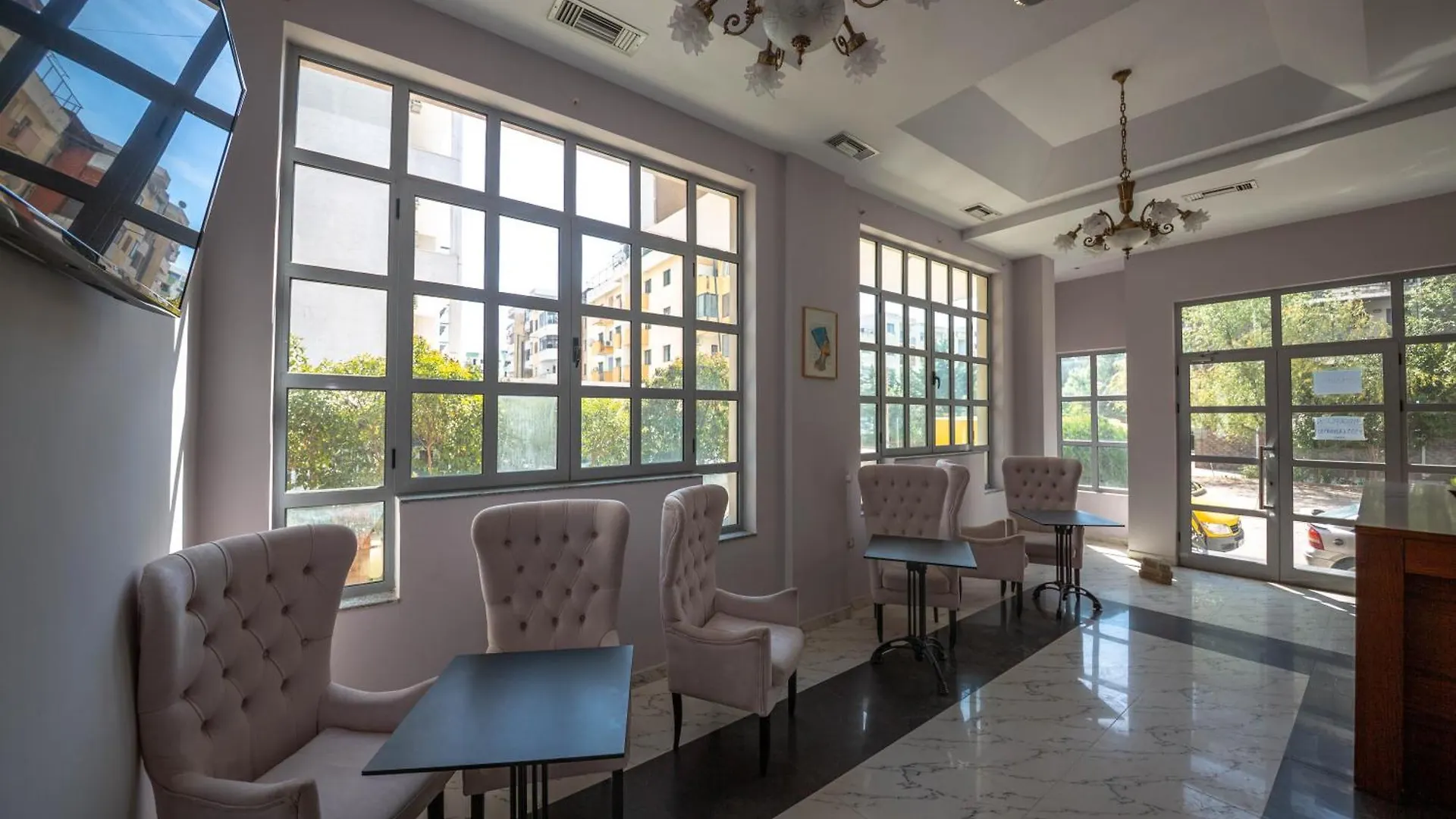 Hotel Ramses Ks Golem